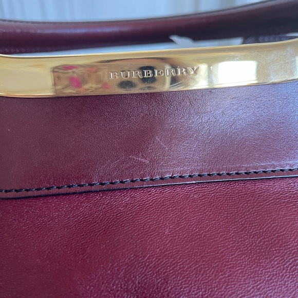 BURBERRY CALF LEATHER TOP HANDLE SATCHEL. Rich and unique Cabernet color - Picture 2 of 10